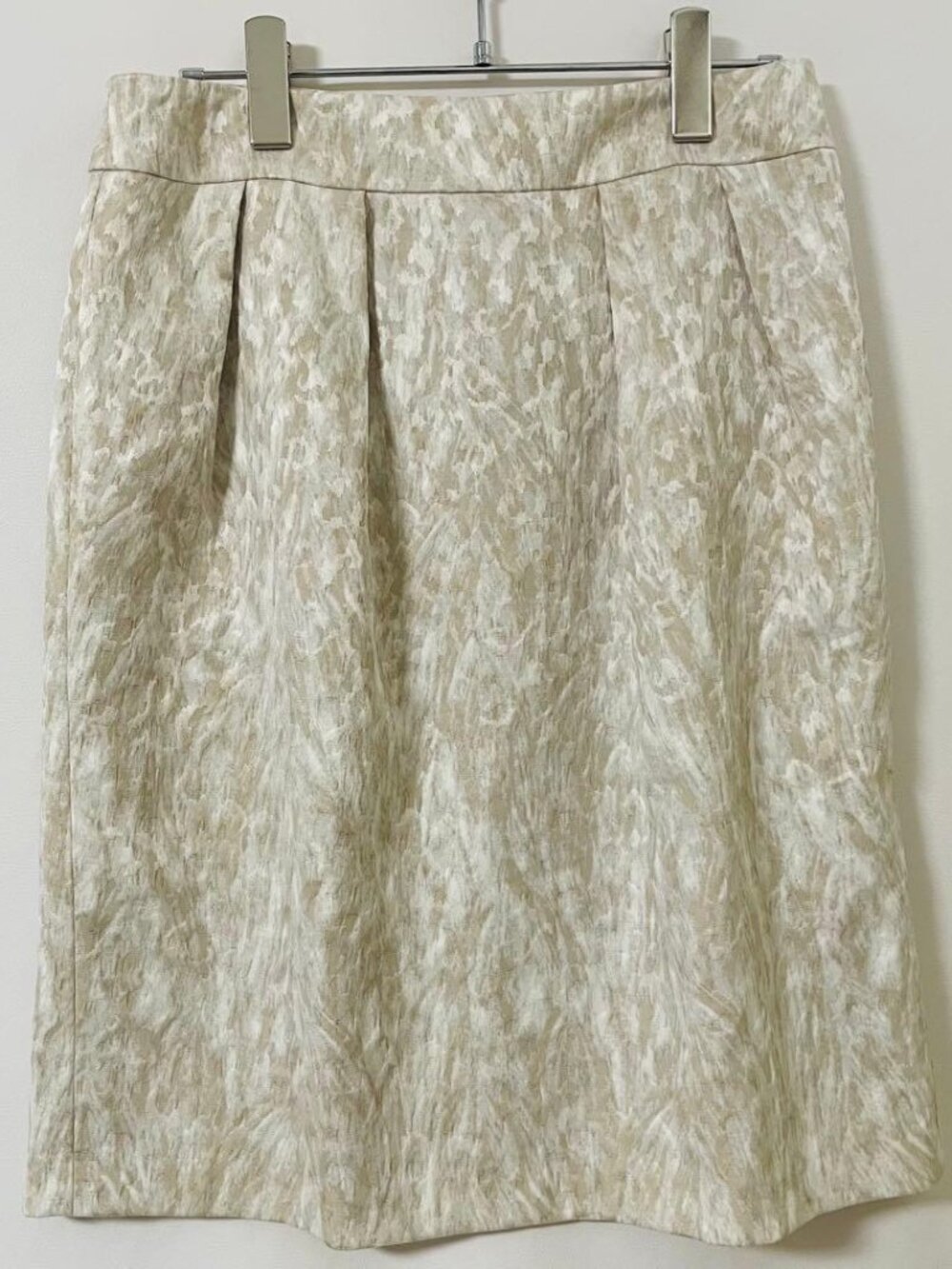 Renesic Skirt Knee-Length Ivory/Beige